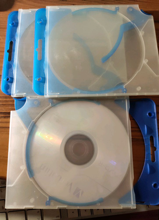 Кейс для CD/DVD дисков под подшивку в папку.