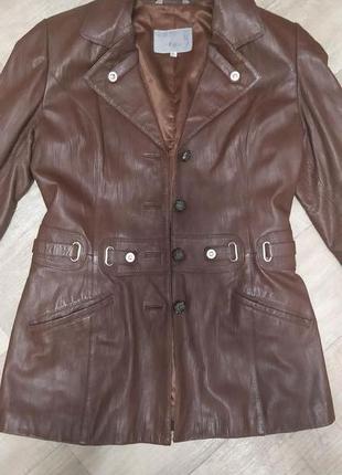 Кожаный пиджак женский 42-44