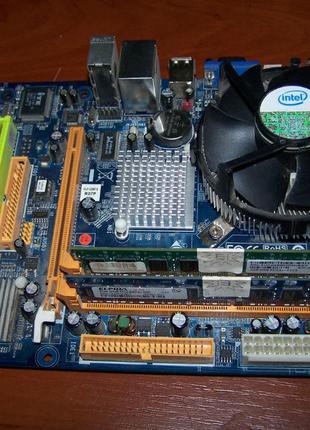 Продам комплект сокет775 материнська плата +процесор+оперативка