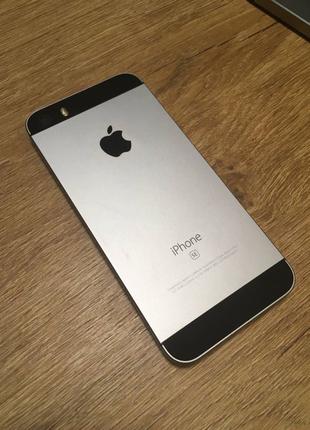 Apple Iphone Se 32 Gb Izi Kupit Izi Prodat Na Izi Ua