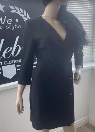 Стильное платье пиджак в черном цвете