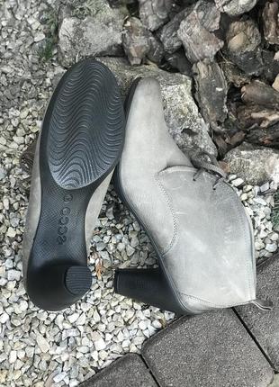 Оригинальные качественные кожаные женские туфли ecco 41р.