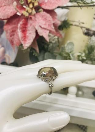 Серебряное кольцо с натуральным камнем дымчатый кварц zarina