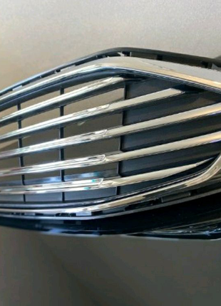 Решетка радиатора Ford Fusion 2013-2020