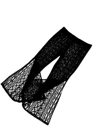 Эффектные черные гипюровые брюки на резинке, с разрезами по бокам