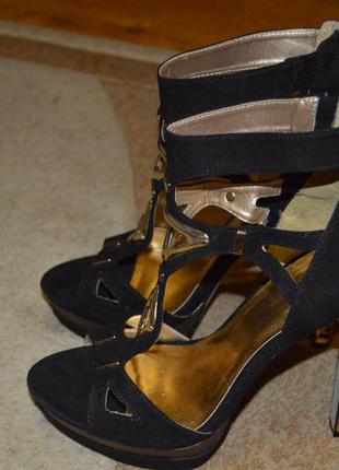 Босоніжки туфлі жіночі catwalk розмір 40, женские босоножки ра...