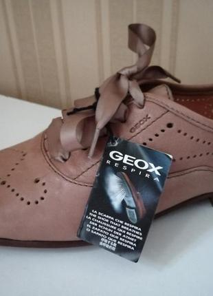 Туфлі броги шкіра geox розмір 35, туфлі шкіра