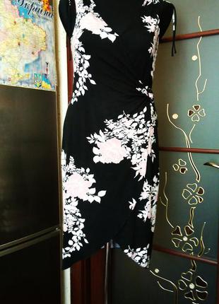 Платье чёрное с цветами 46р.new look румыния