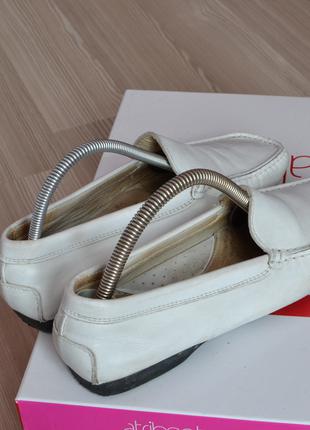Шикарные белые кожаные женские туфли, пинетки, мокасины-35р.