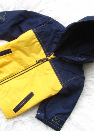 Стильная куртка ветровка плащ дождевик с капюшоном mothercare