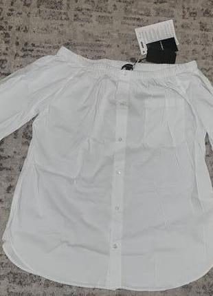 Крутая фирменная котоновая блуза с открытыми плечами