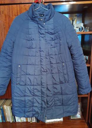 Срочно!теплая новая куртка 50 размер
