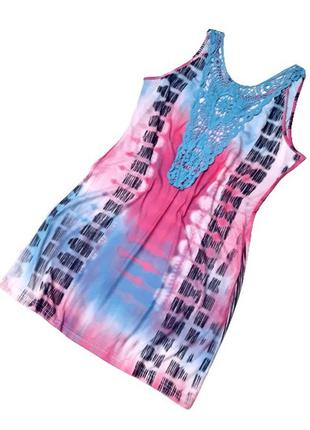 Разноцветное платье indigo с абстрактным принтом и кружевной с...