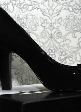 Элегантные женские черные туфли из натуральной замши posioit