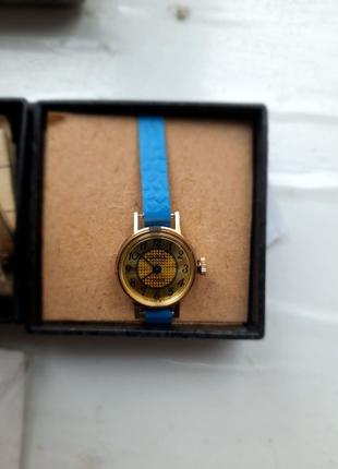 Новые часы Чайка 1601А с позолотой часы женские новые в упаковке