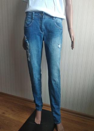 Женские джинсы  размер 26