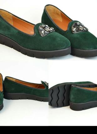 Зелёные замшевые туфли