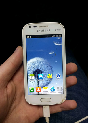 Samsung S7562 рабочий битый на запчасти
