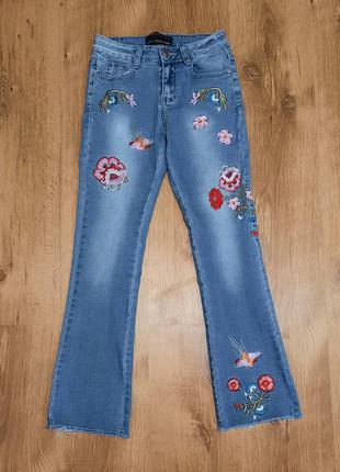 Джинсы с вышивкой realty jeans размер xs-m