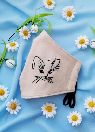 Трикотажная маска тканевая с ручной вышивкой котик