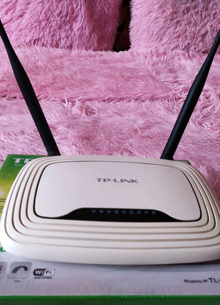 Роутер маршрутизатор TP-LINK TL-WR841N! Скорость до 300 Мбит/с!