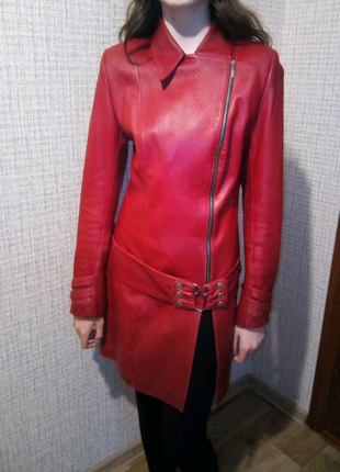 Женское кожаное демисезонное пальто 44р.