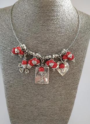 Ожерелье ручной работы "красные ягоды" и серьги в подарок