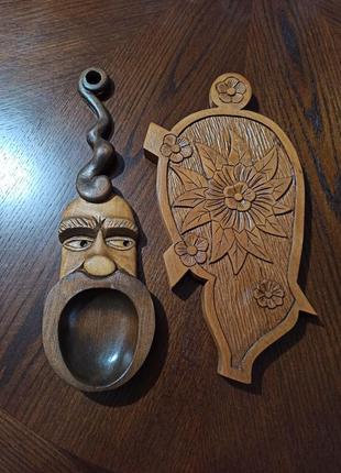 Дерев'яна декоративна ложка і дощечка-підставка ручної роботи