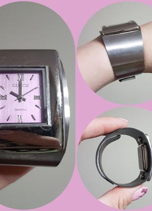 Часы женские наручные на металлическом браслете