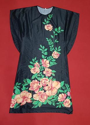 Стильное платье в цветах от damart