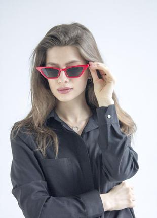 Модные солнцезащитные женские очки