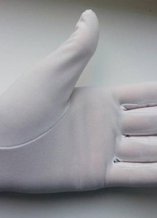 Перчатки для демонстрации ювелирных изделий Корса белые, разм.18