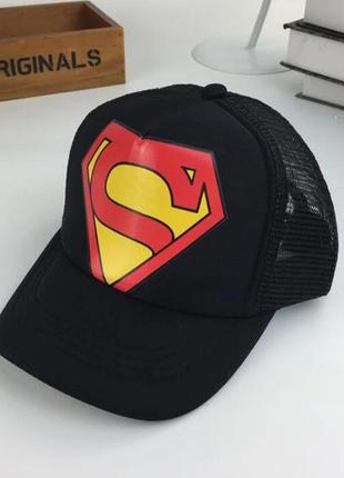 Детская кепка тракер супермен (superman) с сеточкой черная, ун...