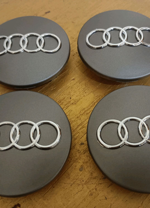 Колпачки на диски Audi 8D0601170 новые
