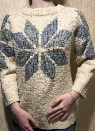 Шикарный шерстяной свитер с орнаментом от topshop {размер s / m}