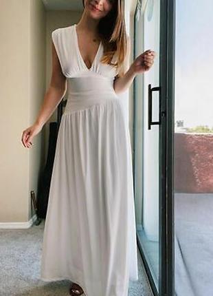 Нежное длинное белое платье zara