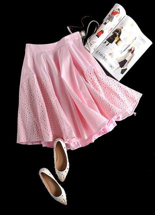 Красивая розовая юбка