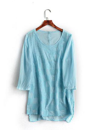 Шикарная голубая блузка с вышивкой