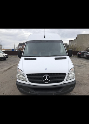 mercedes sprinter