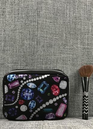 Гламурная косметичка от lancome