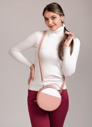 Новая стильная круглая розовая молодежная сумка через плечо, т...