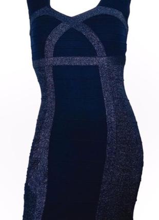 Синее бандажное платье миди
