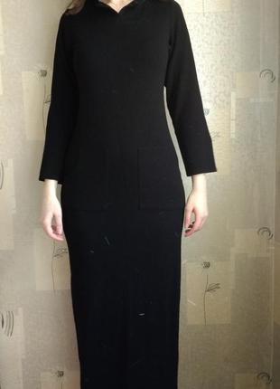 Елегантна чорна сукня