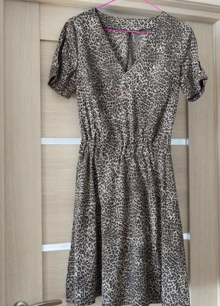 Короткое леопардовое платье