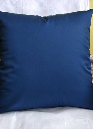 Декоративная наволочка 35*35 см синего цвета сапфир с коттона