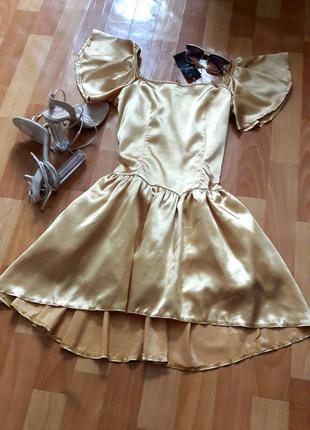 Шикарна золота сукня