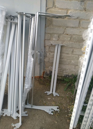 Торговельне Обладнання для магазинів одягу,гардеробу