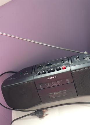 Радиомагнитола Sony CFS-B21L + аудиокассеты 6 шт
