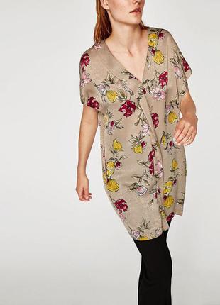 Сатиновое платье мини с v- вырезом туника блузка в цветочный п...