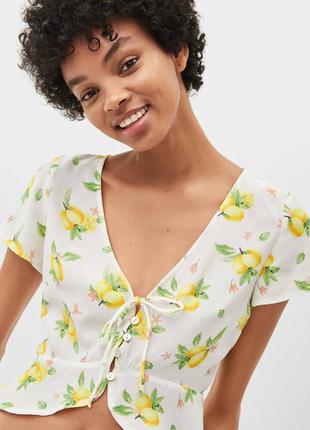 Натуральная блузка топ блуза на завязках с оборкой в лимонах п...